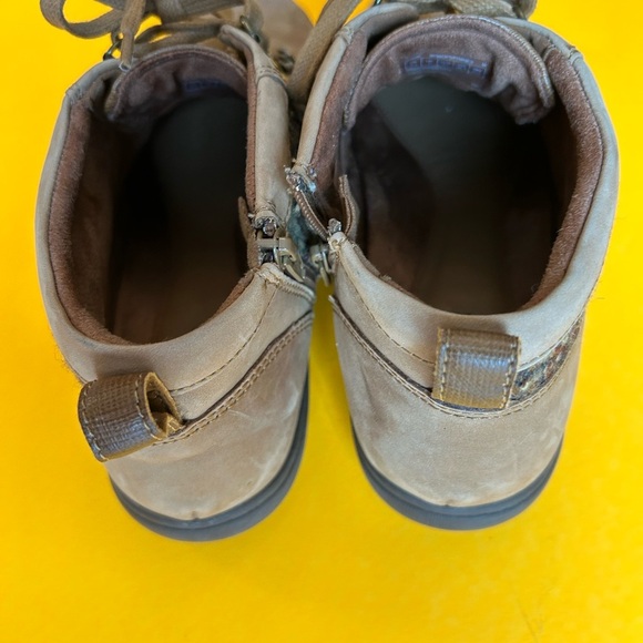 Cobb Hill by New Balance Bailee Alpine Brown Women's Lace-Up & Zip Ankle Boots - Picture 2 of 10